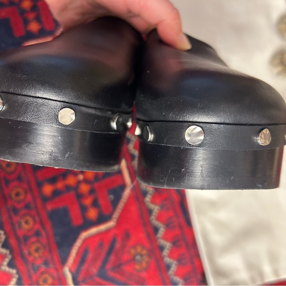 Co Studded Platform Leather Clogs 38
Made in Italy - Picture 4 of 9